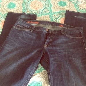 J. Crew Hipsulng dark wash jeans ⭐️⭐️